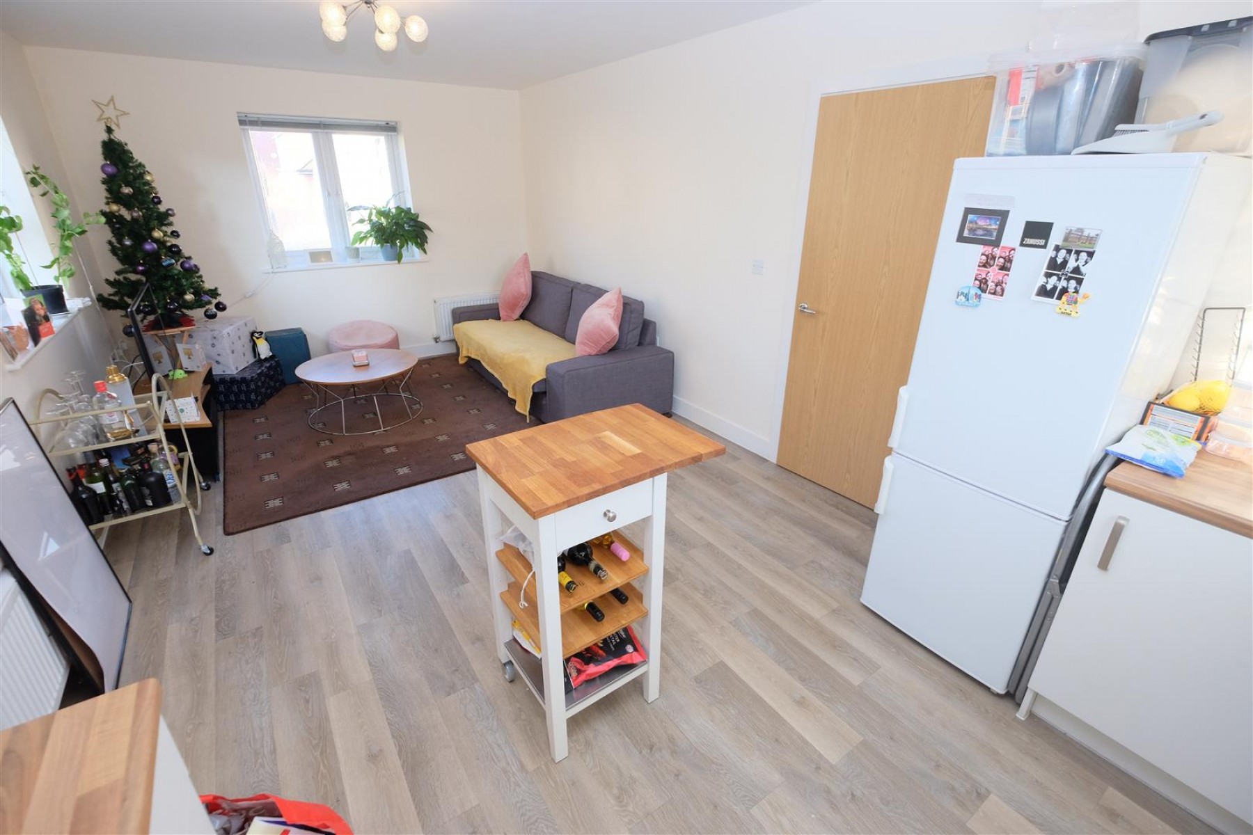 Images for 2 BED 2 BATH FLAT | LET | PATCHWAY