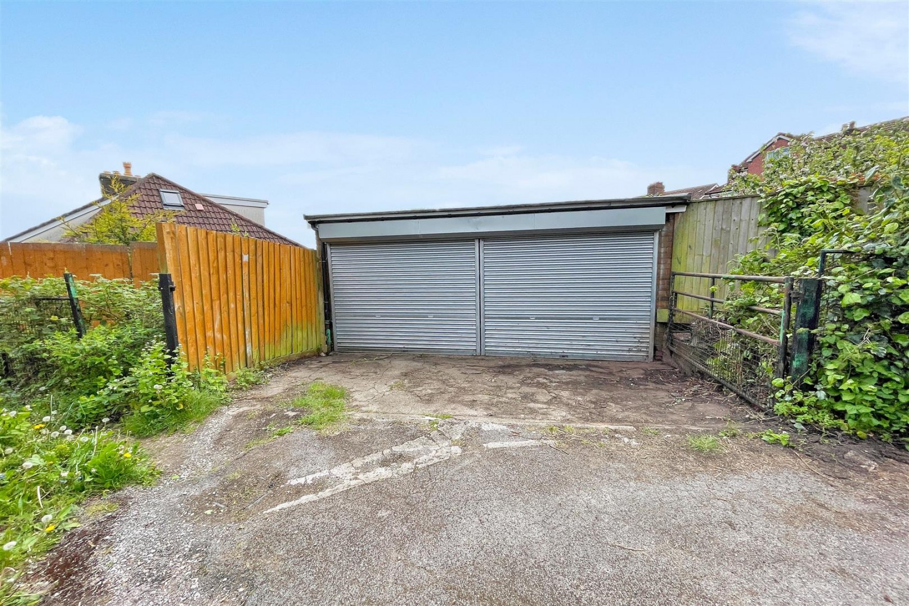 Images for DOUBLE GARAGE | PARKING | REDLAND