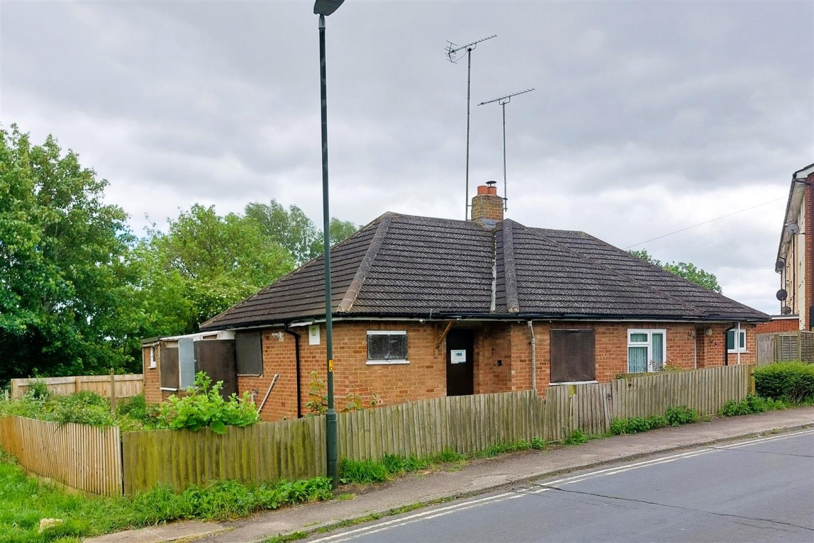 Images for 2 X BUNGALOWS | TEWKESBURY