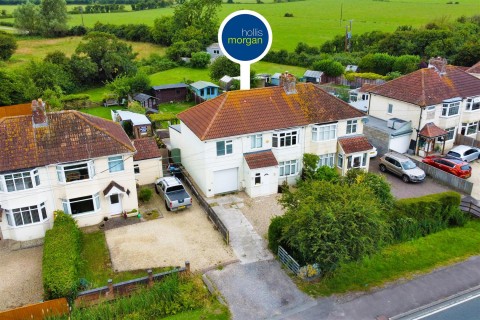 View Full Details for EXTENDED HOUSE | LYMPSHAM
