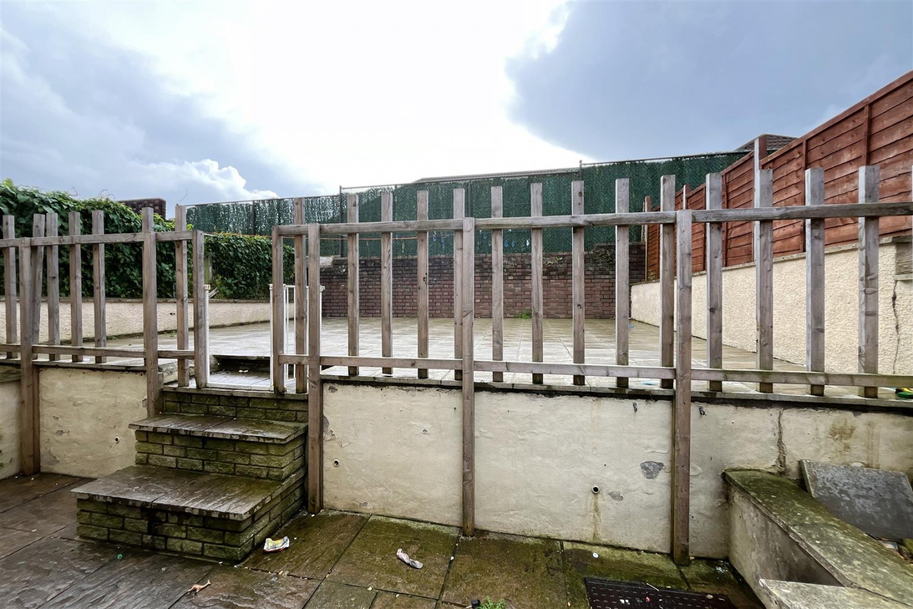 Images for END OF TERRACE | UPDATING | KNOWLE