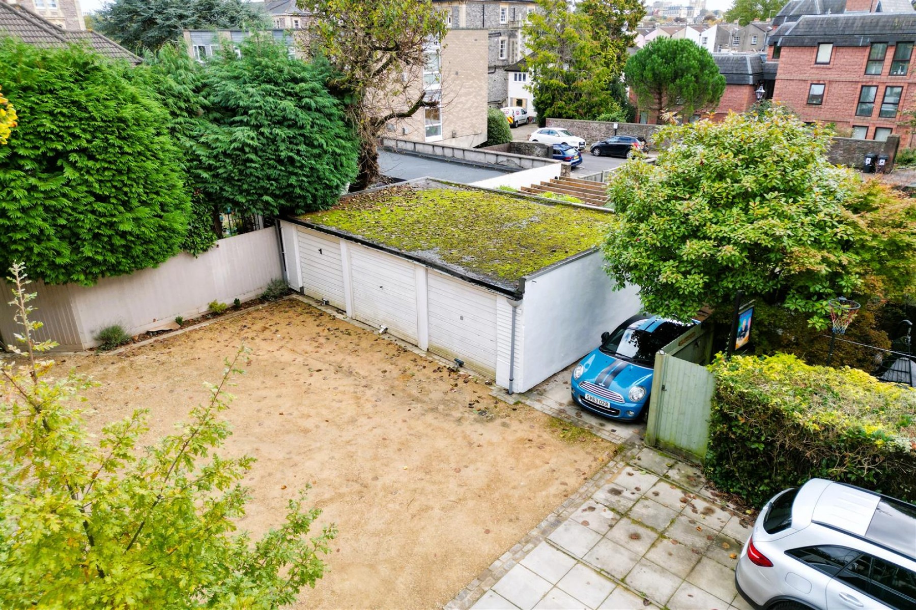 Images for VACANT SINGLE GARAGE | CLIFTON