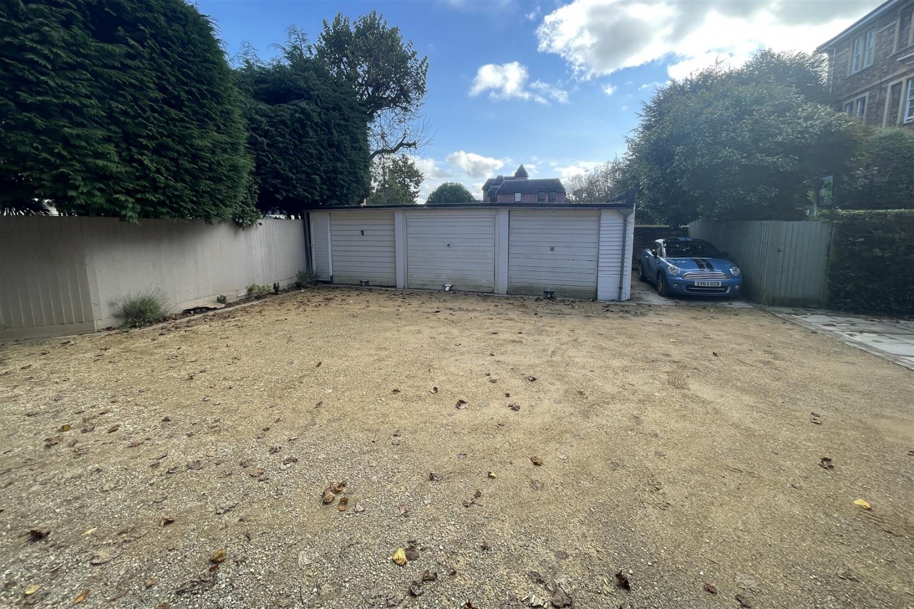 Images for VACANT SINGLE GARAGE | CLIFTON