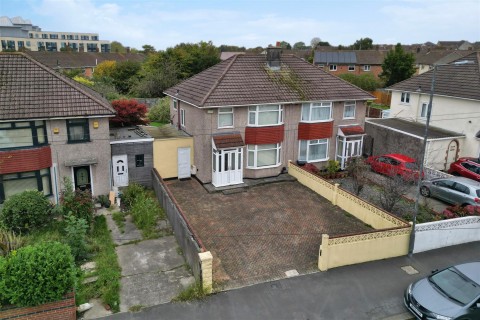 3 BED SEMI | BASIC UPDATING | HORFIELD