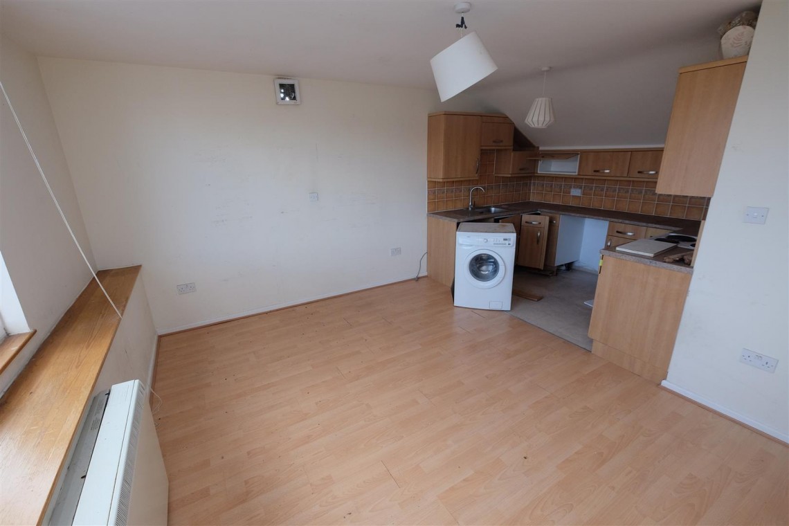 Images for FREEHOLD BLOCK | 5 FLATS | £94K | BS13