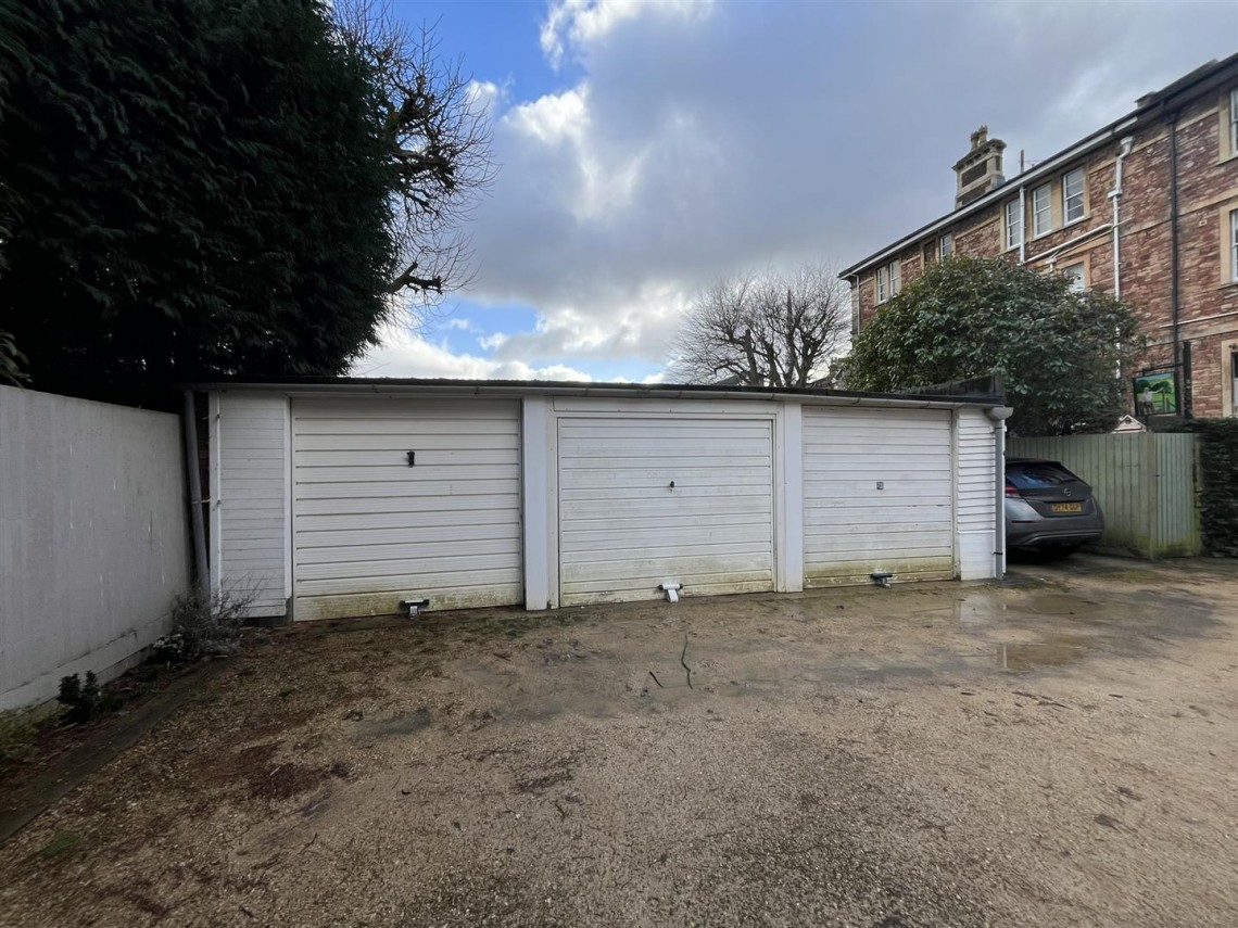 Images for VACANT SINGLE GARAGE | CLIFTON