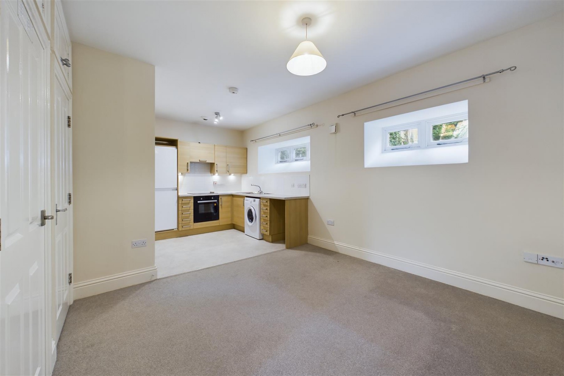 Images for 2 BED FLAT | TWERTON