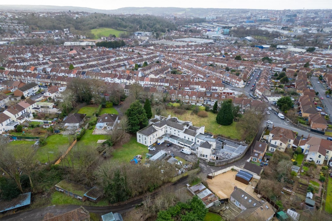 Images for DETACHED | 43 BED HMO | BRISLINGTON