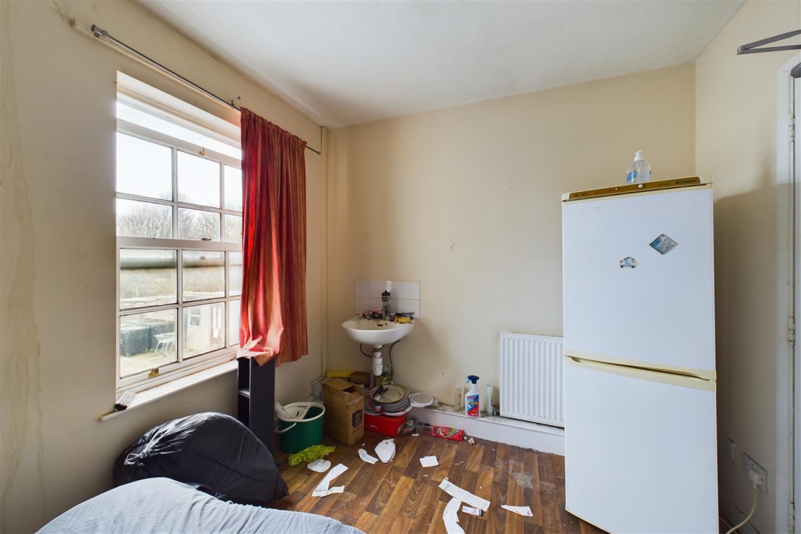 Images for DETACHED | 43 BED HMO | BRISLINGTON